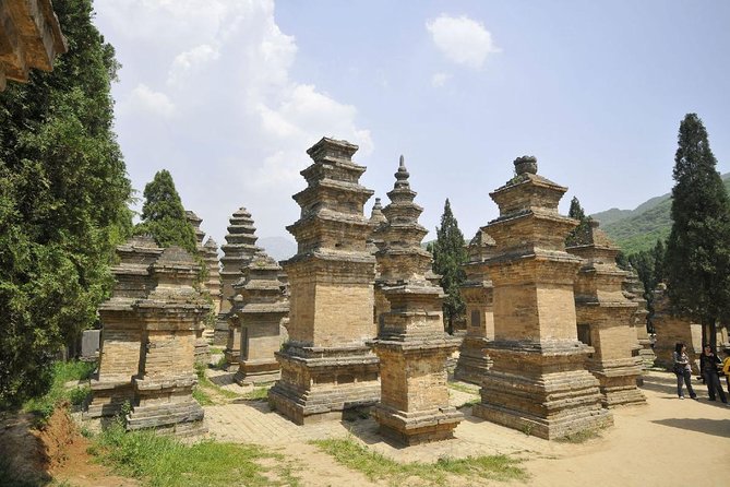 Private Day Tour to Shaolin Temple from Beijing by Bullet Train with Kungfu Show - The Zhengzhou to Shaolin Temple Transfer and Countryside Views