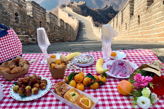 Private Day Trip to the Huanghuacheng Wild Great Wall with Picnic - Your Picnic on the Wall: Champagne, Snacks, and Celebration Timing