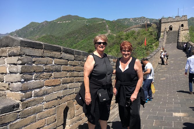 Private Layover Tour to Forbidden City and Mutianyu Great Wall - PEK pickup, free visa reality check, and where your guide waits