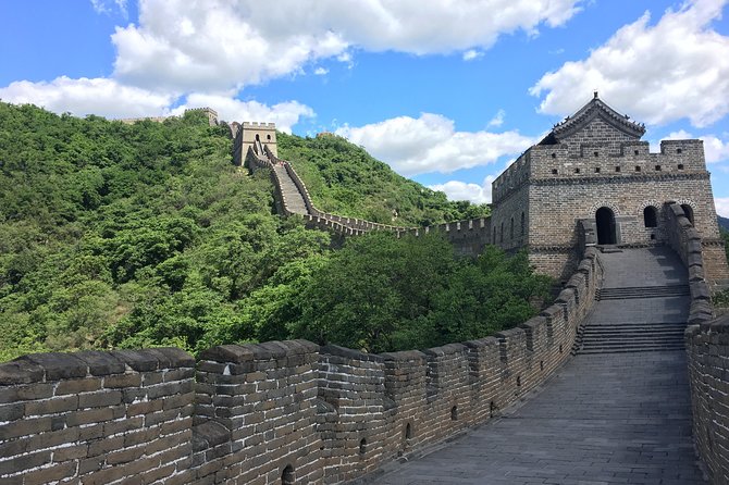Private layover tour to the Great Wall at Mutianyu - Getting picked up and dropped off, without turning the trip into a logistics problem