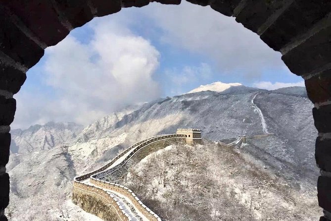 Private Mutianyu Great Wall Layover Tour from PEK or Daxing Airport - The drive to Mutianyu: what the driver handles for you