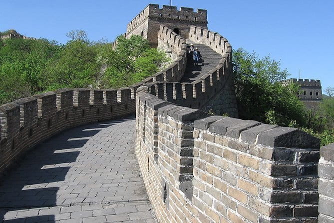 Private Mutianyu Great Wall Tour with English Speaking Driver - Hiking on Mutianyu with the driver waiting: use your time wisely
