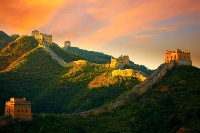 Private Night Tour to Gubei Water Town and Simatai Great Wall with Cable Car - Simatai Great Wall after dark, with cable car and watch towers