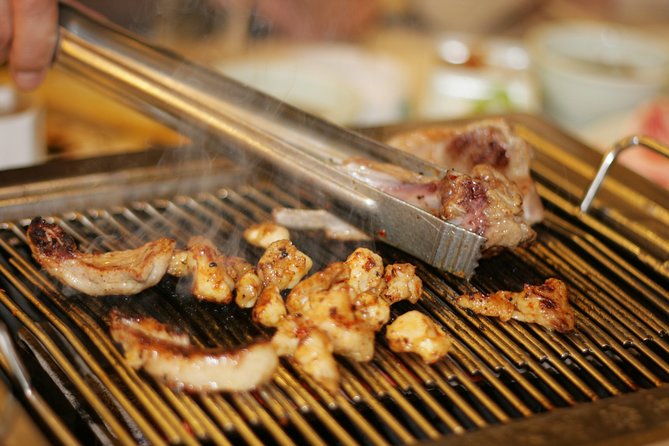 Private Nightlife Trip to See Wonderful Acrobatic Show Enjoy Delicious Barbecue Buffet Dinner - Tiandi Theatre acrobatics at 5:30 PM: what you are paying for