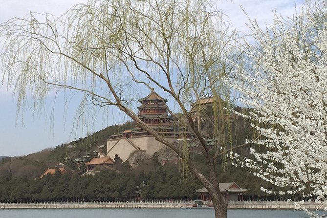 Private Summer Palace Walking Tour + Custom Scenic Route Add-Ons - How to Avoid the Common Confusion at the Ticket Office