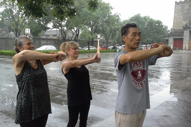 Private Tour-Beijing Hutong Foodie and Seal Carving Experience - Bell and Drum Tower Square Tai Chi Lesson: Morning Energy You Can Feel