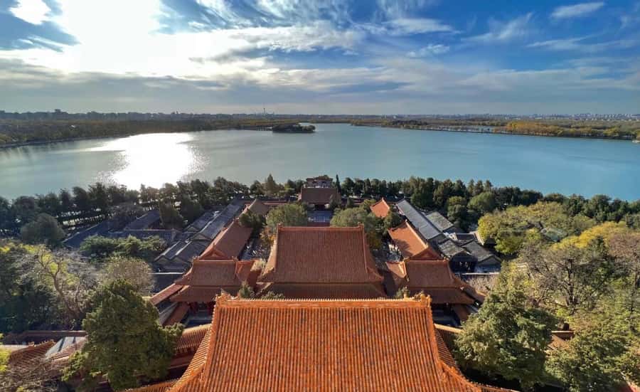 Private Tour-Great Wall Sunset & Hutong Walk - Tea tasting at a local teahouse, what it gives you and what to watch