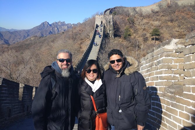 Private Tour to Mutianyu Great Wall Lift Way Up & Toboggan Down - Chairlift up with Tower #6, or cable car to Tower #14