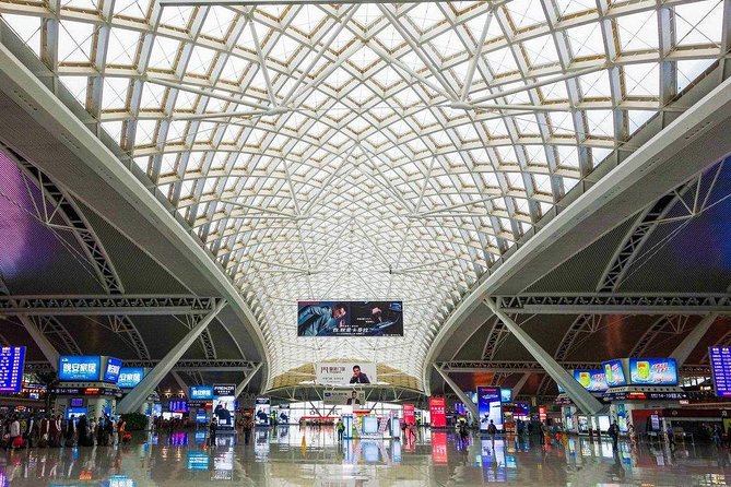 Private Transfer from Beijing Railway Station to Hotel - Choosing the Right Vehicle for 1 to 15 People