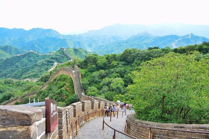 Private Transfer Service from Beijing To Juyongguan and Badaling Great Wall - Should you book this private transfer?