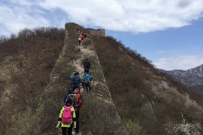 Private Transfer Service: Jiankou Great Wall to Mutianyu Great Wall Hiking Tour - What to pack and how to dress for this kind of wall day
