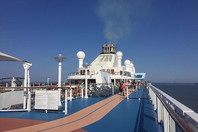 Private Transfer to Tianjin Xingang Cruise Port-Every Group Size - Port arrival and the check-in handoff
