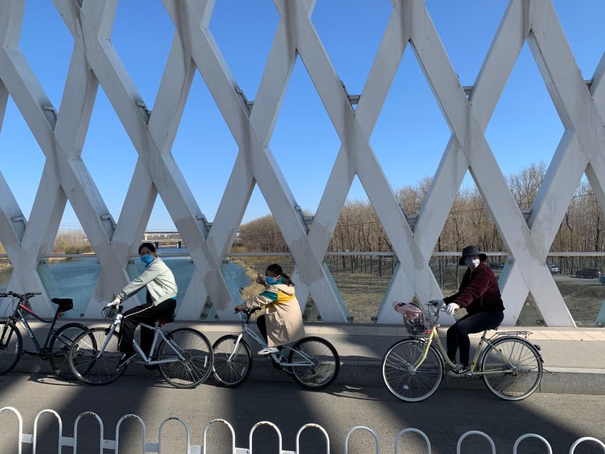 Riverside Cycling With A Native - Getting to Hualikan and riding out with an electric car