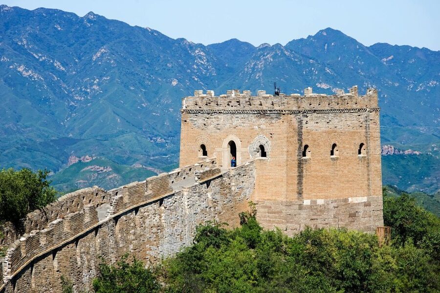 Small-Group Mutianyu Great Wall Tour With lunch And Ticket - Lunch on a culture day, with a factory stop that takes time