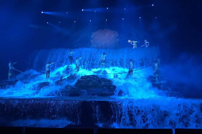 Small Group Tour to Enjoy Impressive Golden Mask Dynasty Show - Golden Mask Dynasty story: golden queen, war, love, and a goodbye