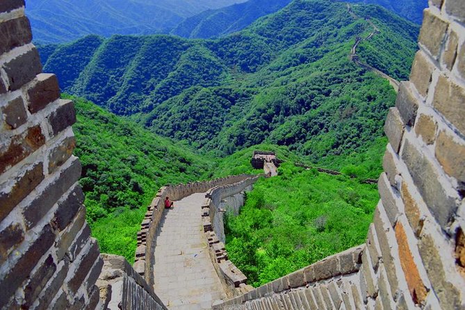 Small Group-Tour With Mutianyu, Jinshanling And BadalingGreatwall - Day 2 Ming Tombs, Jade Gallery, Then Badaling’s Shorter Wall Stint