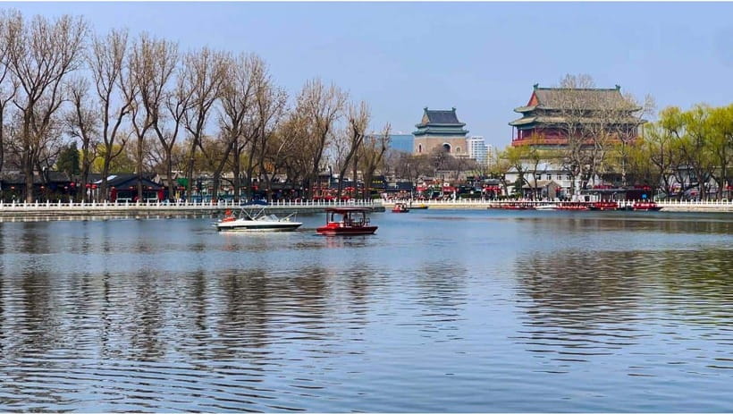 Summer Palace, Hutongs and Temple of Heaven Tour - Summer Palace in the morning, when the lake looks its best
