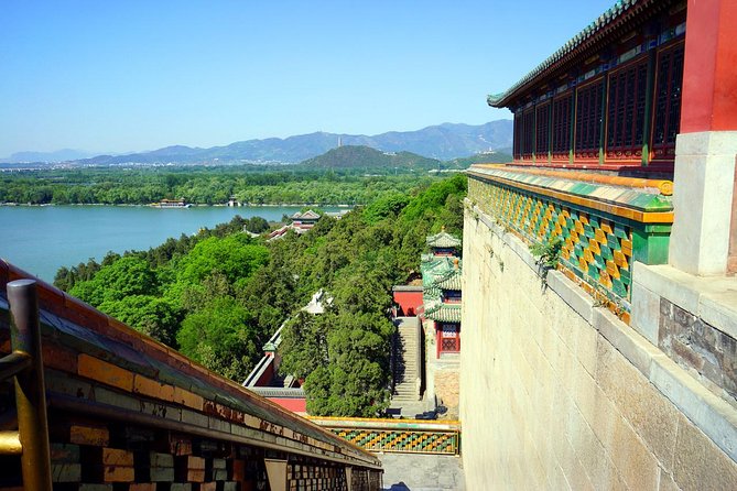 Summer Palace Private Tour with Public Transport&Optional Extras - Entering the Summer Palace by Metro, Not by Tour Bus