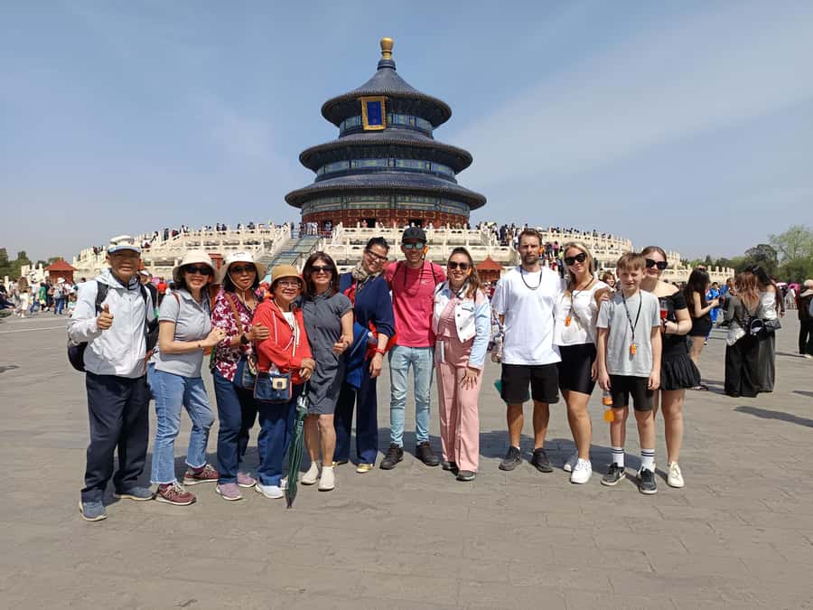 Temple Heaven, Summer Palace, Lama Temple, Hutong Bus Tour - Yonghe Lama Temple: Tibetan Buddhism in Beijing, plus the Maitreya you can spot