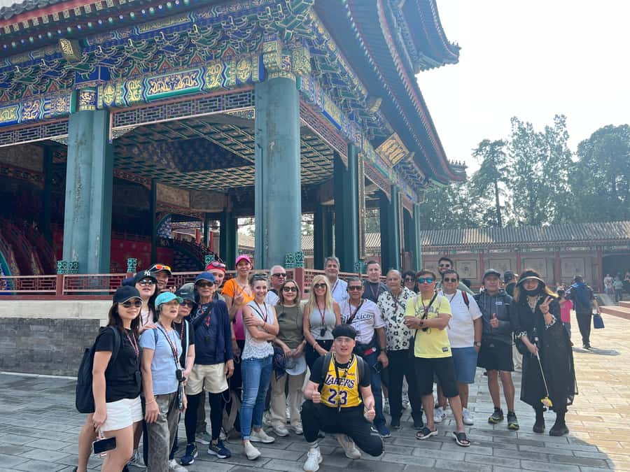 Temple Heaven, Summer Palace, Lama Temple, Hutong Bus Tour - Hutong alleys: a short walk that helps you picture daily old Beijing