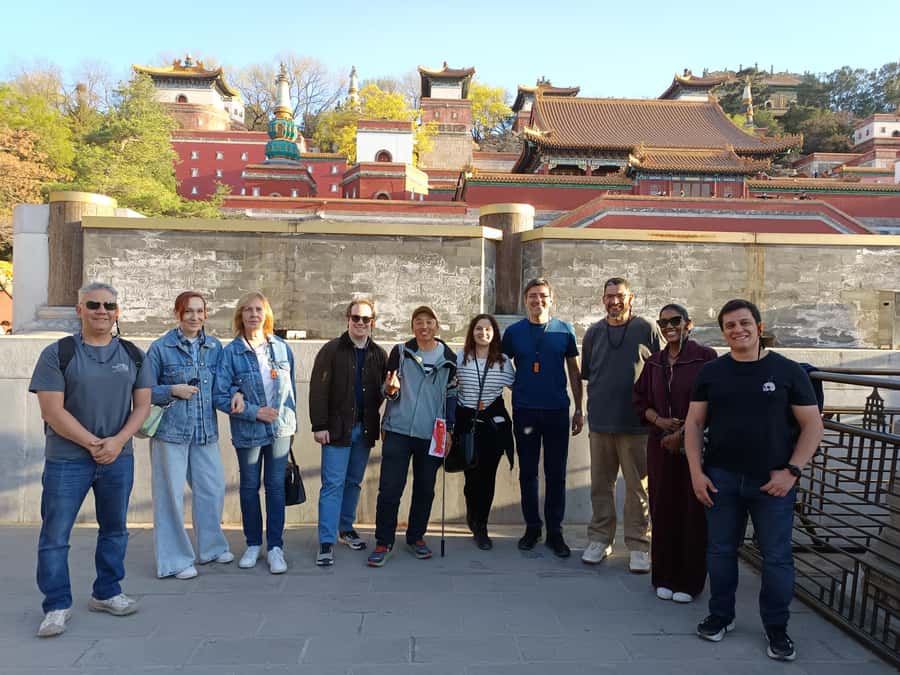 Temple Heaven, Summer Palace, Lama Temple, Hutong Bus Tour - Bird Nest finish: shift from heritage mode to night views