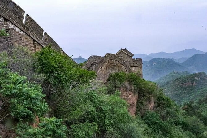 Unveil Beijing's Jinshanling Great Wall with Optional Guide - Linda’s English Commentary: What You Learn, and What It Helps You See
